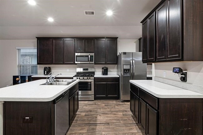 Building Photo - 518 Poppy Field Ct