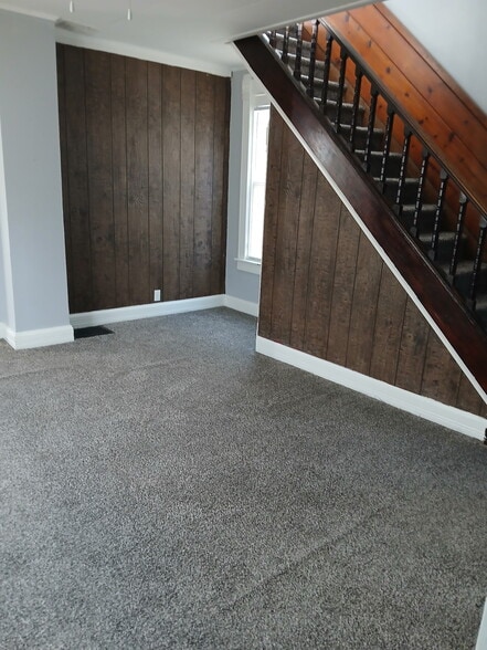 Building Photo - 601 Prospect Ave