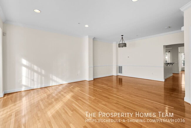 Building Photo - 9752 Evening Bird Ln