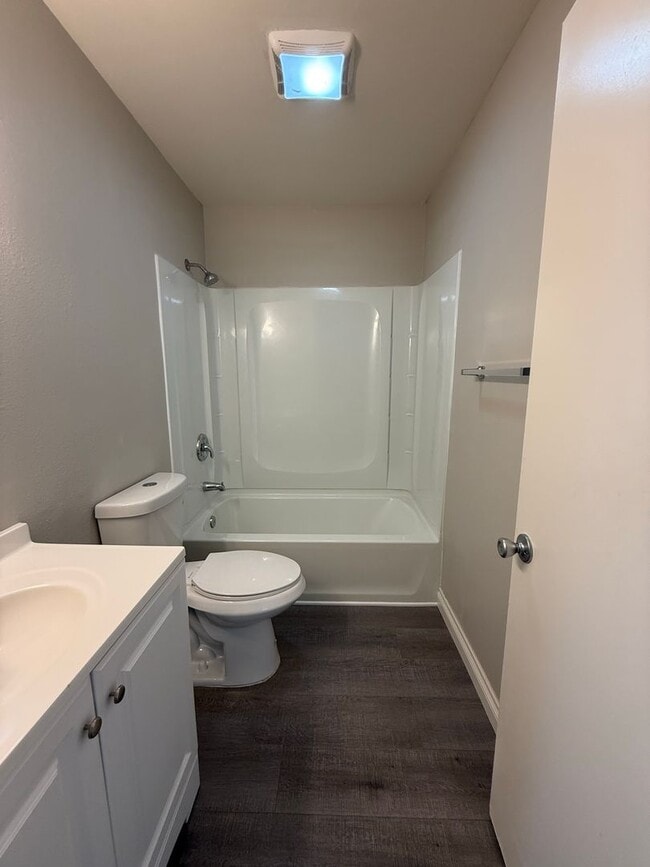 Building Photo - 8631 Menkar Rd