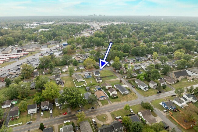 Building Photo - 2220 Sale Rd