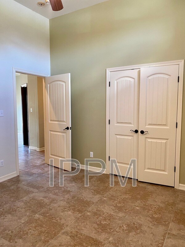 Building Photo - 5602 Wild Laurel