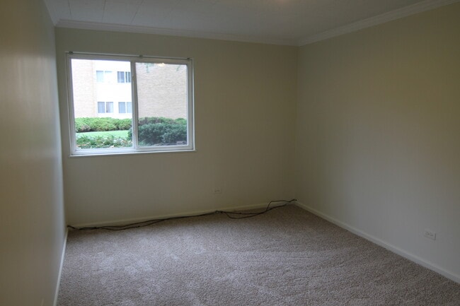Building Photo - 960 Beau Dr