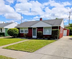 Building Photo - 3014 Sunnymede Ave