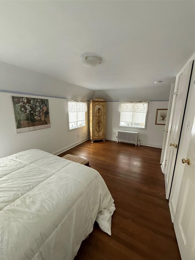 Building Photo - 64 Maple Dr