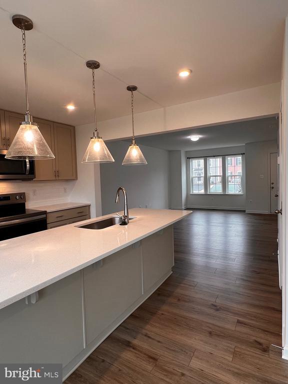 Building Photo - 21 Scrub Pne Ct