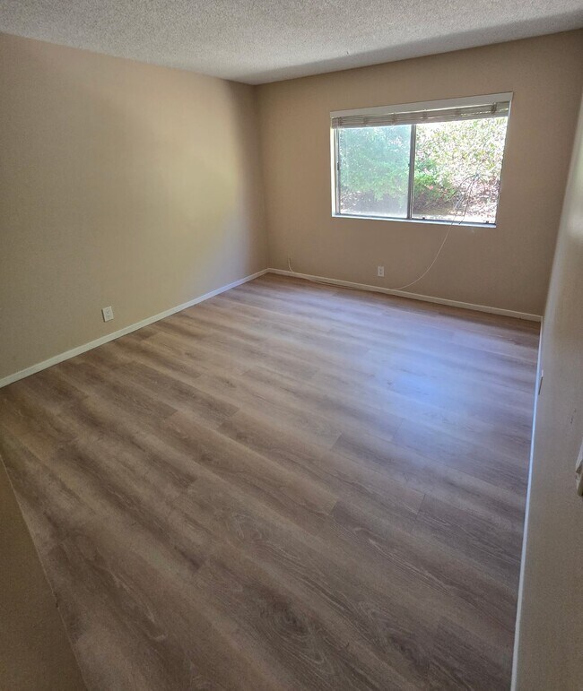 Bedroom - 282 Summit Rd
