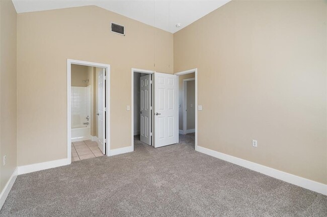 Building Photo - 5909 Signal Point