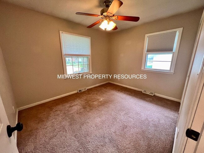 Building Photo - Amazing 3 Bedroom Ranch Home!