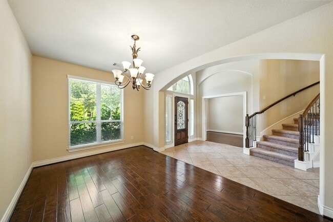 Building Photo - 27811 Bradford Ridge Dr