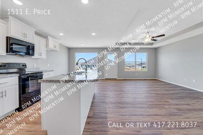 Building Photo - 1511 E. Price-