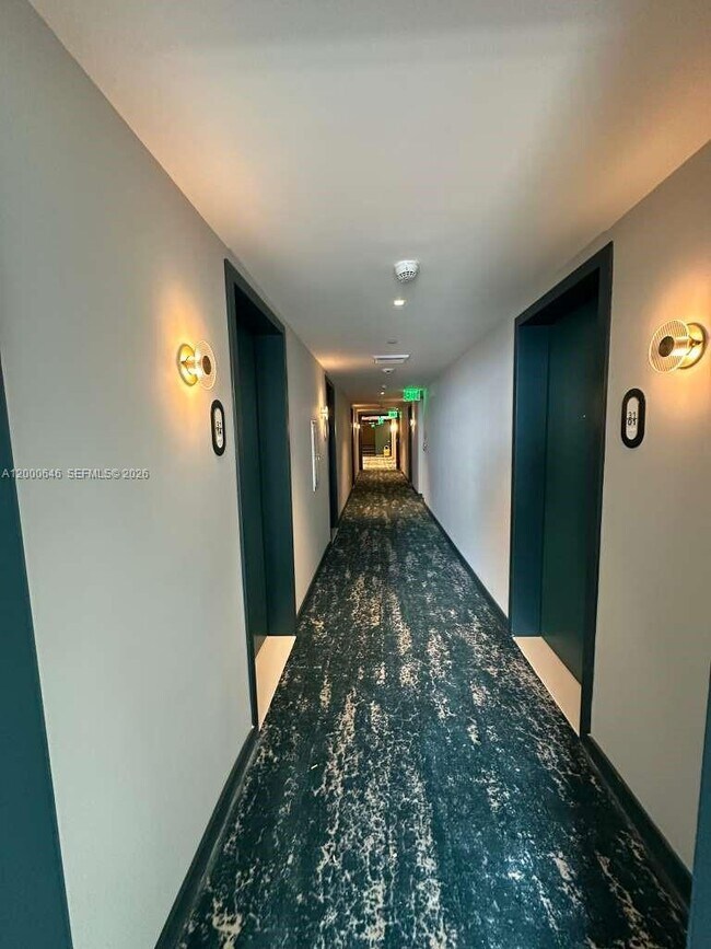 Building Photo - 77 SE 5th St