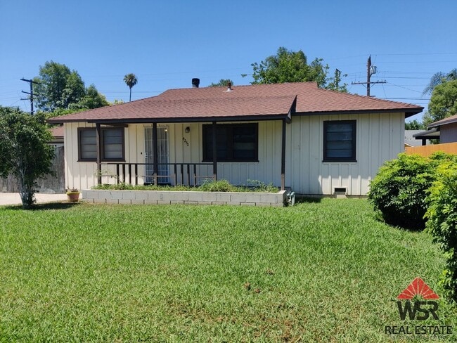 Primary Photo - 4 Bedroom / 2 Bathroom Home.