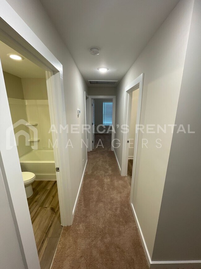 Building Photo - Home for Rent in Cullman, AL!!! Available to View Now!!!