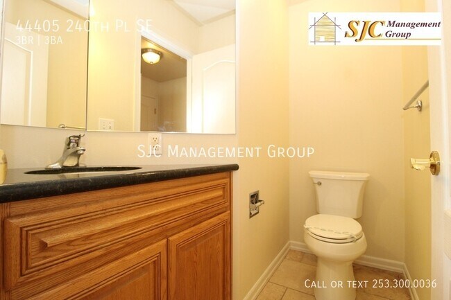 Building Photo - 44405 240th Pl SE