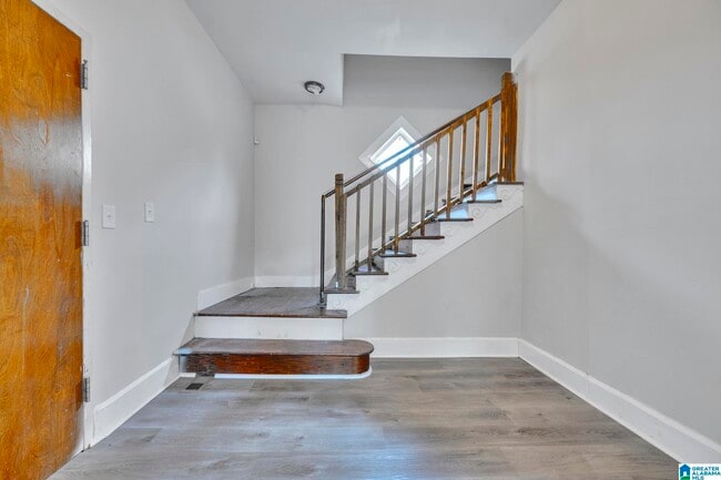 Building Photo - 2301 26th St Ensley