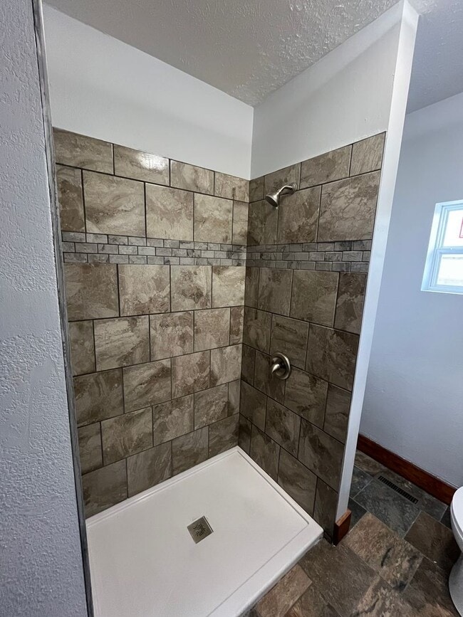 Building Photo - Completely remodeled!