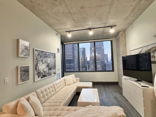 Building Photo - FURNISHED 2 Bed 2 Bath Condo with Amazing ...