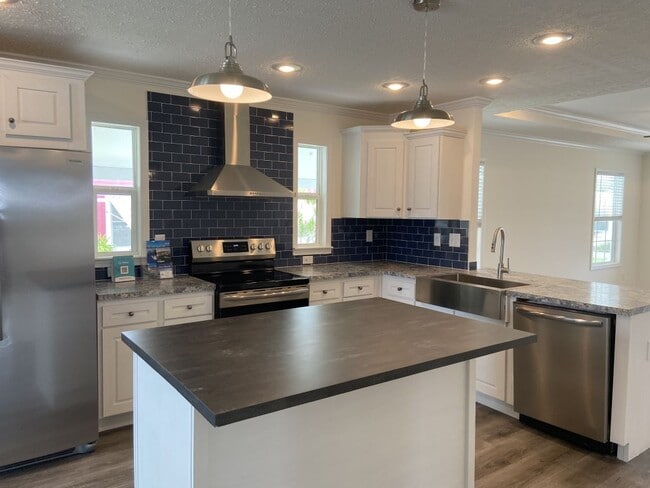 Building Photo - 7300 20th St