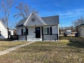 Building Photo - 2 BEDROOM 1 BATHROOM HOUSE FOR RENT