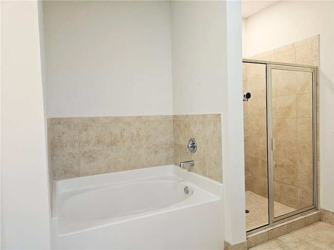 Building Photo - 870 Mayson Turner Rd NW