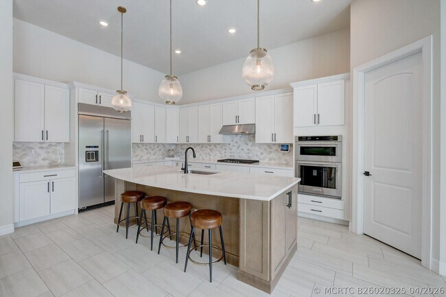 Building Photo - 9234 Balsamo Dr.