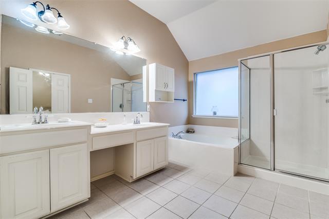 Building Photo - 9610 Glenshee Dr