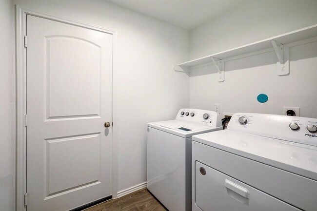 Building Photo - 5446 Creekstone Rise Ln