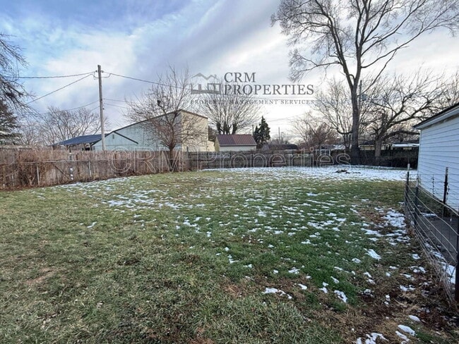 Building Photo - 805 Miami Blvd