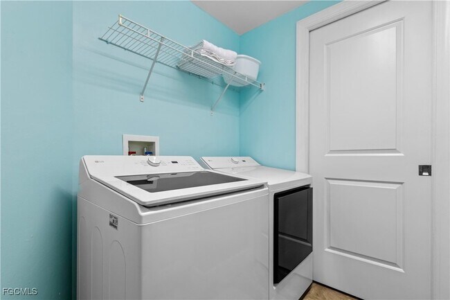 Building Photo - 14300 Riva Del Lago Dr