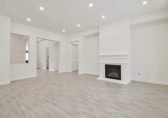 Building Photo - 13207 Westmont Heights Ln
