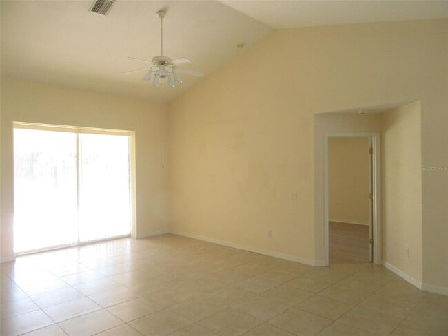 Building Photo - 8171 Rocliff Ave