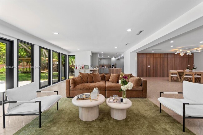 Building Photo - 15202 SW 80th Ave