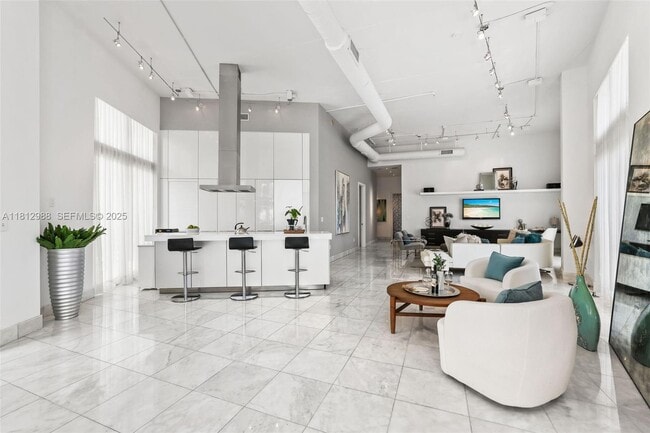 Building Photo - 2001 Meridian Ave