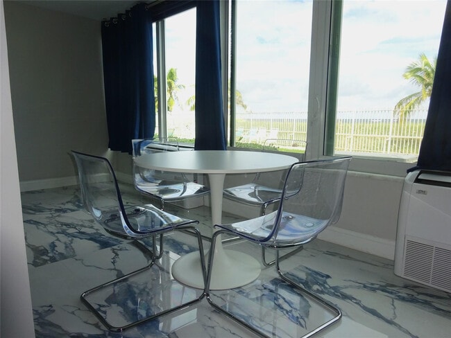 Building Photo - 8 Briny Ave