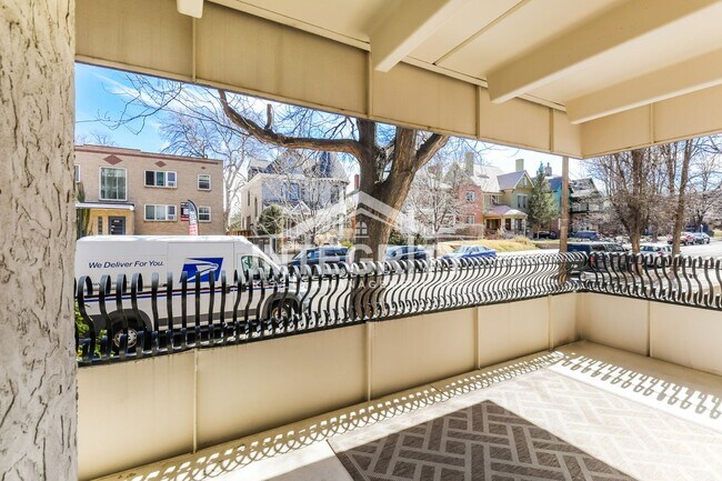 Building Photo - 1365 Columbine St