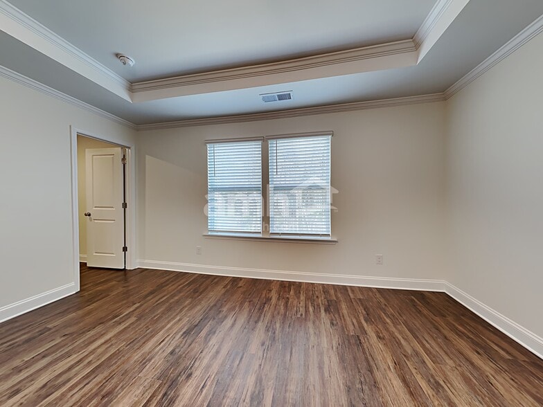 Building Photo - 7121 Garrett Ct