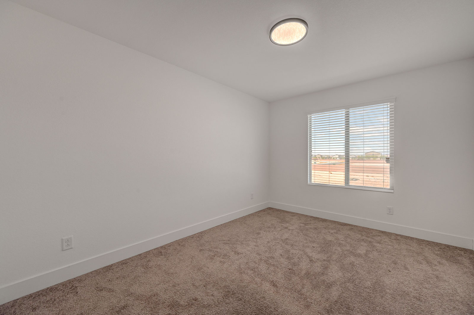 Building Photo - 5927 W Frias Ave