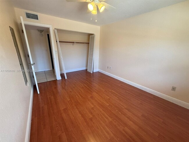 Building Photo - 10511 SW 108th Ave