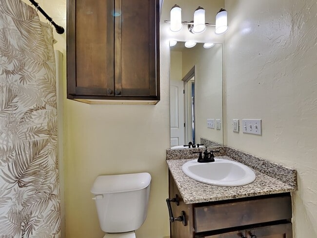 Building Photo - 20611 Frontier Pl