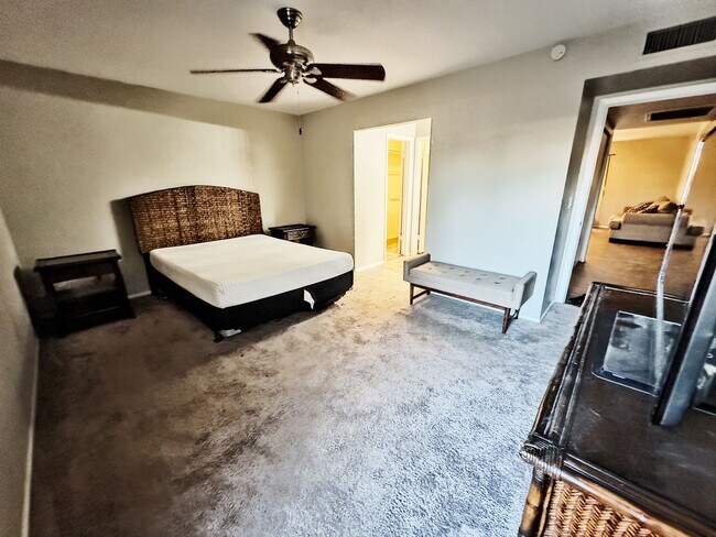 Building Photo - For Lease -Partially Furnished $2,599 or Unfurnished $2,300 2 Beds-2 Bath Painted Mountain Golf C...