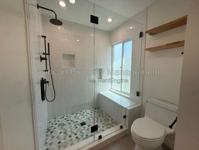 Building Photo - 13106 Knotty Pine St