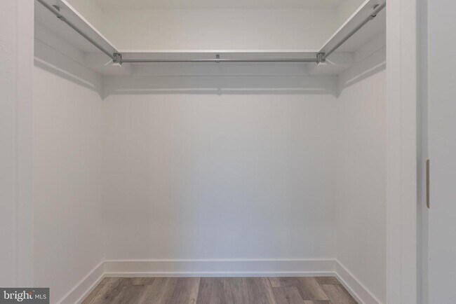 Building Photo - 143 W Huntingdon St