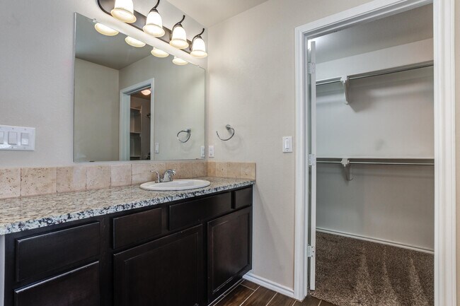 Building Photo - 13811 Uvalde Ave