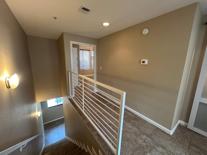 Building Photo - 6605 N 93rd Ave