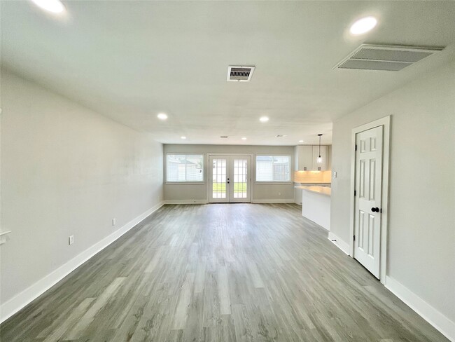 Building Photo - 20919 Hall Colony Ct
