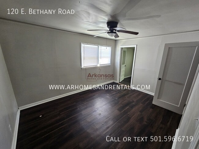 Building Photo - 120 E Bethany Rd