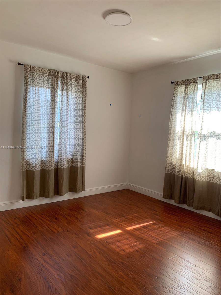 Building Photo - 723 NE 91st St