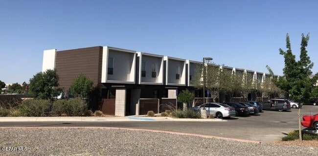 Primary Photo - 6262 Woodrow Bean Transmountain