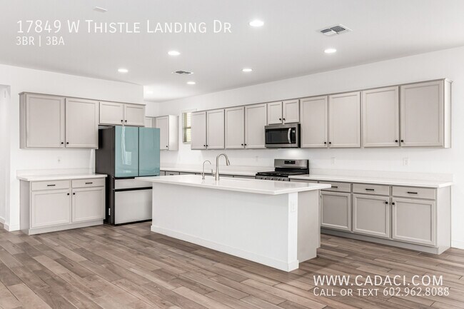 Building Photo - 17849 W Thistle Landing Dr